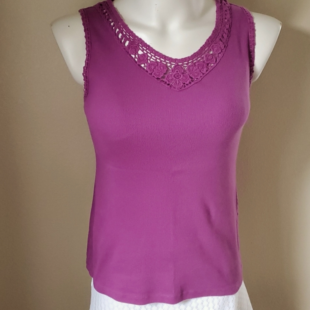 Croft & Barrow woman's purple tank top sz L